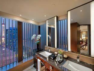 Mandarin Oriental Executive Pudong Hotel Shanghai